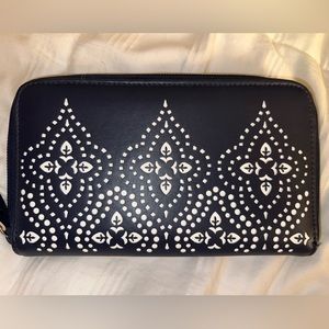 Vera Bradley laser cut accordion wallet